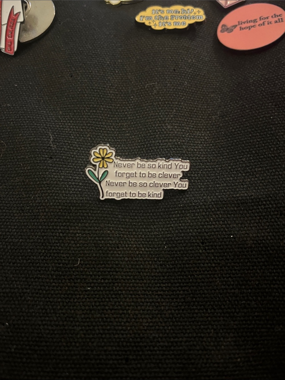 Taylor Swift Inspirational Daisy Enamel Pin - Yellow & Green